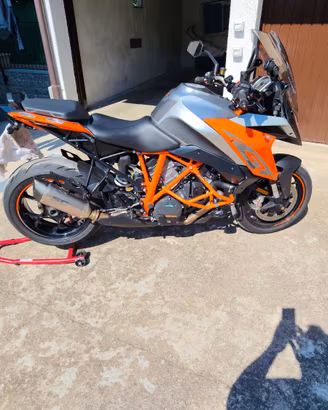 KTM SUPERDUKE GT
