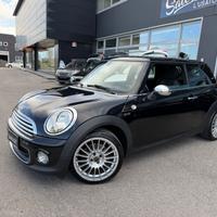 Mini ONE BLACK Neopatentati