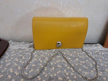 borsa a tracolla gialla Zara.