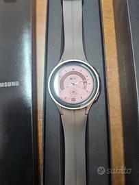 Samsung Galaxy Watch5 Pro 45 mm LTE grigio

