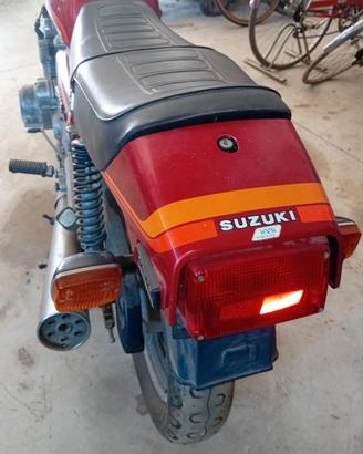 Per ricambi Suzuki 500 gse 4 cilindri