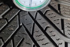 2 Gomme 215/55-17 Pirelli Cint. Winter 2 MS