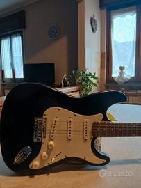 chitarra elettrica bolton Bianca e nera