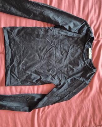 Maglietta nera elastica