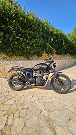 Triumph Bonneville T100 Black- special