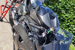 Yamaha r6 pronto pista