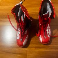 Scarponi da montagna alpina