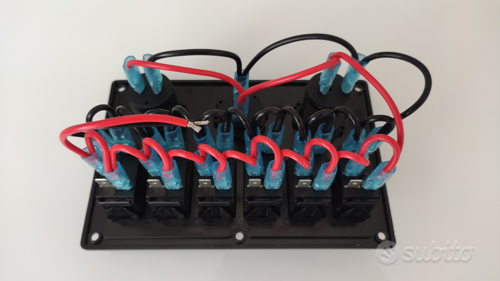 Pannello Interruttori Barca 8 Gang - Con USB, Voltmetro E Impermeabile IP68, Per Veicoli 12-24V - Foto 5