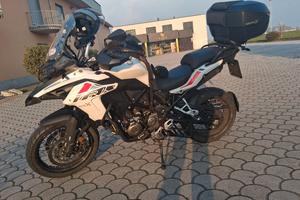 benelli trk 502x