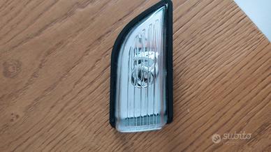 indicatore di direzione  volvo XC60 2008/2012