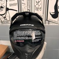 CASCO DIEFFE NERO OPACO CON VISIERINO SOLARE FUMÈ