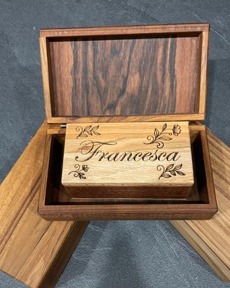 Portagioie in legno