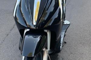 BEVERLY 300 (come nuovo)