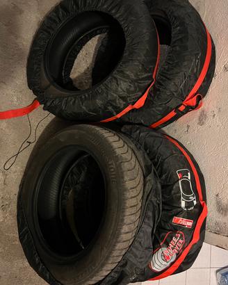 Treno di gomme invernali 205/55/R16