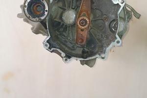 Cambio Volkswagen Fox 1.2 B 5M anno 2007