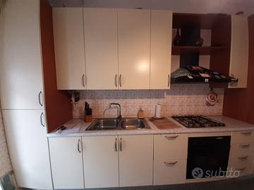 Cucina Lineare 4m completa di Elettrodomestici