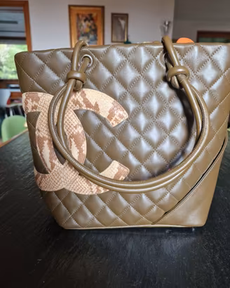 Chanel Ligne Cambon tote verde oliva, CC in pitone