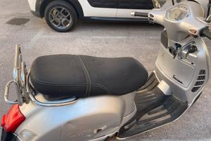 Vespa GTS
