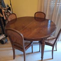 tavolo d'antiquariato francese neoclassico