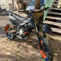 Malaguti xsm 2009 50 (tpr86)