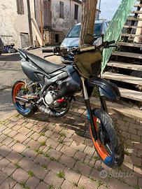 Malaguti xsm 2009 50 (tpr86)