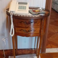 tavolino porta telefono