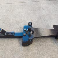 Gancio di traino (tira) per trattore fiat