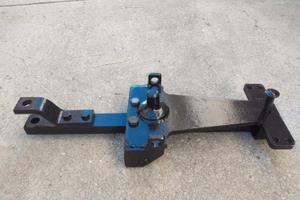 Gancio di traino (tira) per trattore fiat