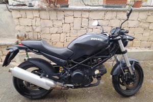 Ducati Monster 695 DARK