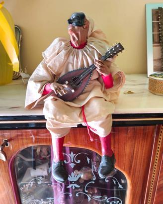 Statuina Pulcinella