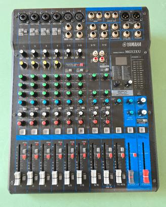 Mixer  Yamaha MG12XU
