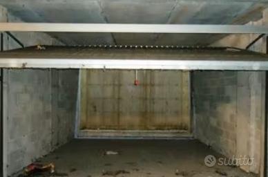 Box doppio 20 mq Bollate via Kennedy
