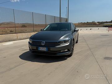 Volkswagen Passat 2.0 tdi highline 150cv dsg