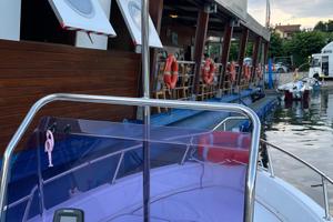 Barca open salpa Mercury