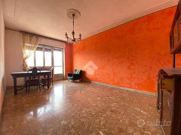 4 LOCALI A BANCHETTE