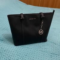 Borsa michael kors nera