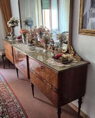 Mobile antico