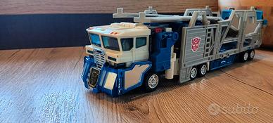 Ultra Magnus Hasbro Transformer