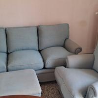 Divano con poltrona e isola