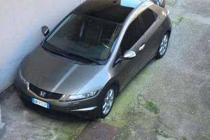 Honda Civic VIII Serie 1.8 vtec Exclusive