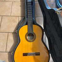 Chitarra classica Aria modello AK200