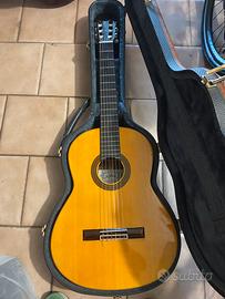 Chitarra classica Aria modello AK200