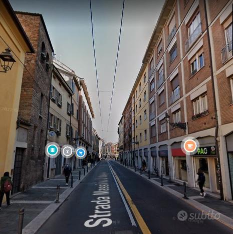 Stanza singola ZONA OLTRETTORENTE STRADA D'AZEGLIO