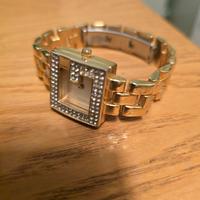 Orologio da polso dorato elegante – stile vintage 