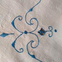 tovaglia centrotavola lino, baule della nonna