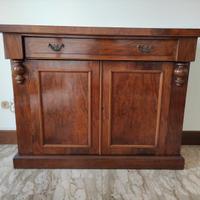 Credenza in noce
