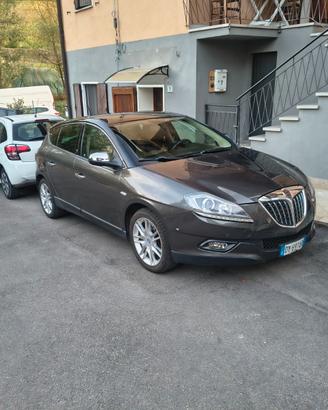 Lancia Delta 2.0 Multijet 165 cv platino