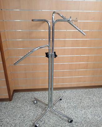 ESPOSITORE APPENDIABITI DA NEGOZIO