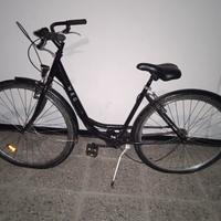 city bike weg ruote 28 come nuova