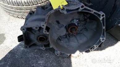 Cambio 5 marce Opel Vectra 2.2 DTI codice 13101871